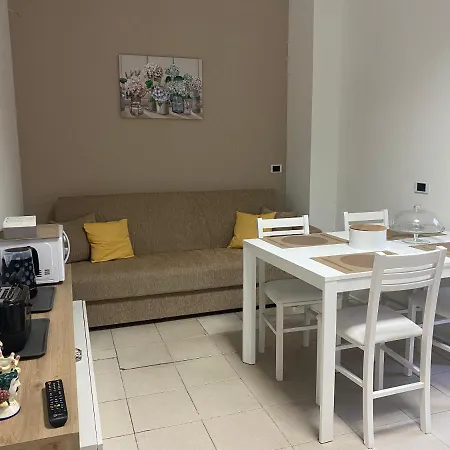 Pirandello Apartment *